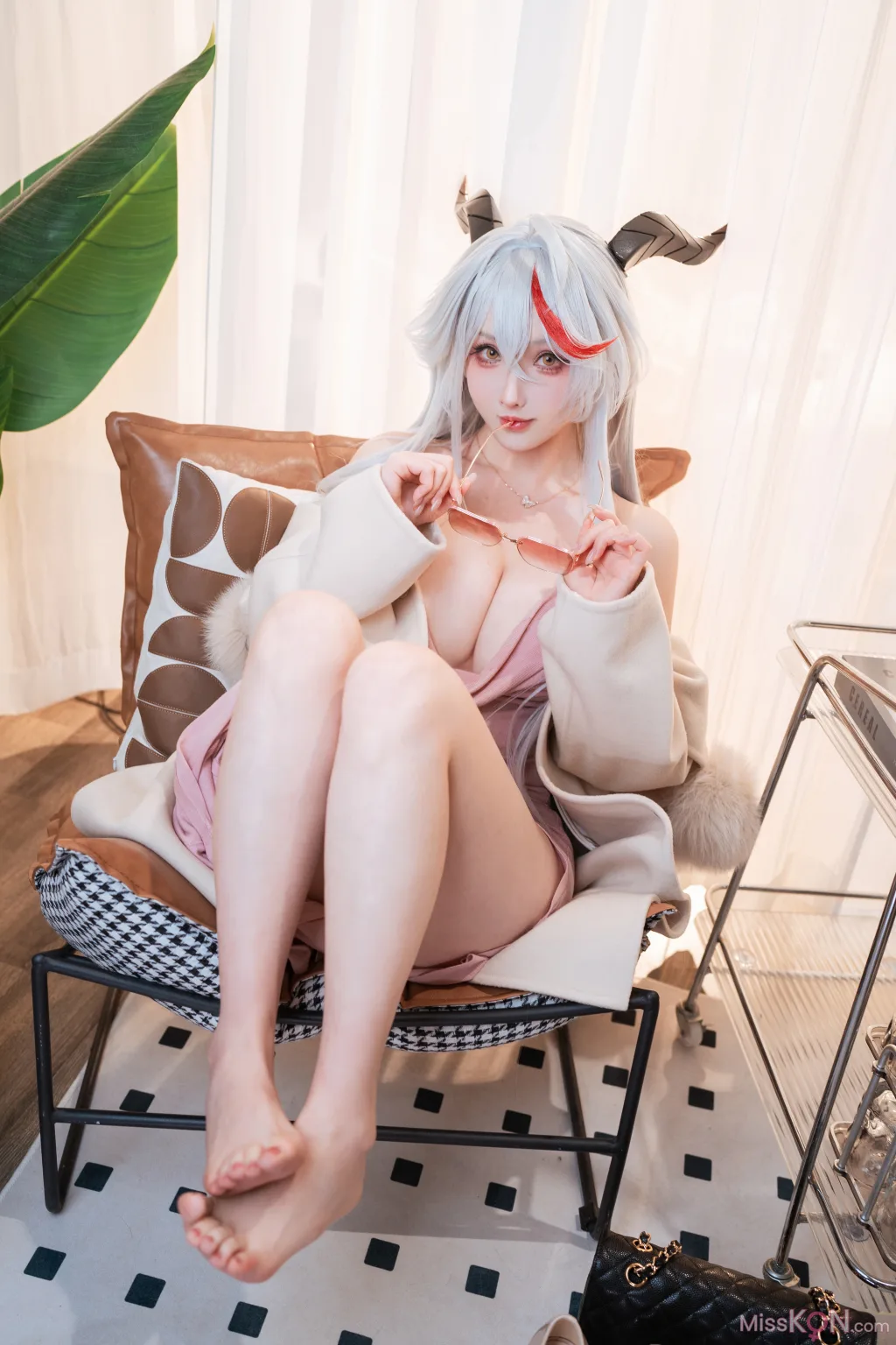 Coser@rioko凉凉子: 碧蓝航线 埃吉尔居家版 (31 photos)