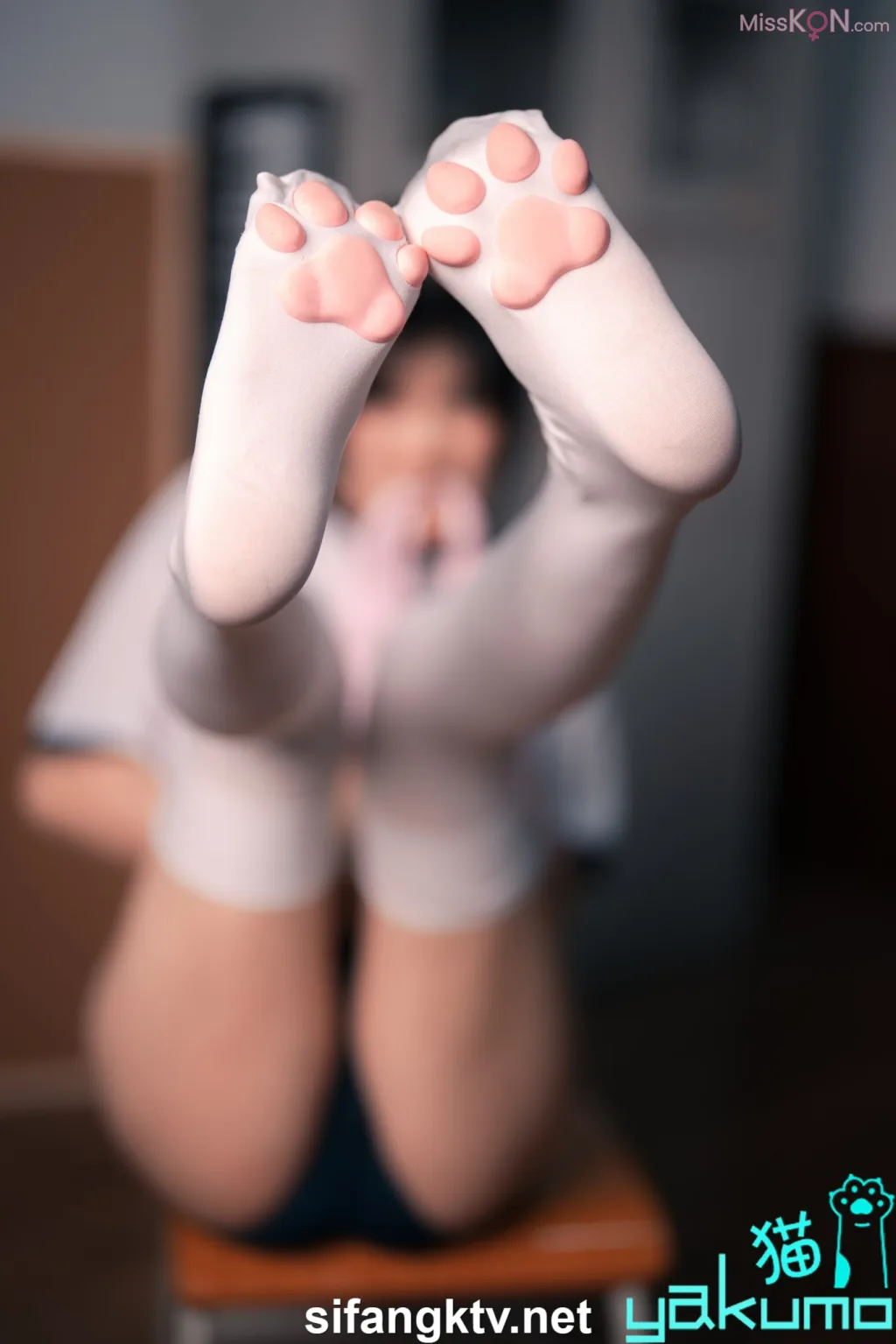 Coser@yakumo猫: 顶级情色摄影 身材超棒极限诱惑私拍 (177 photos )