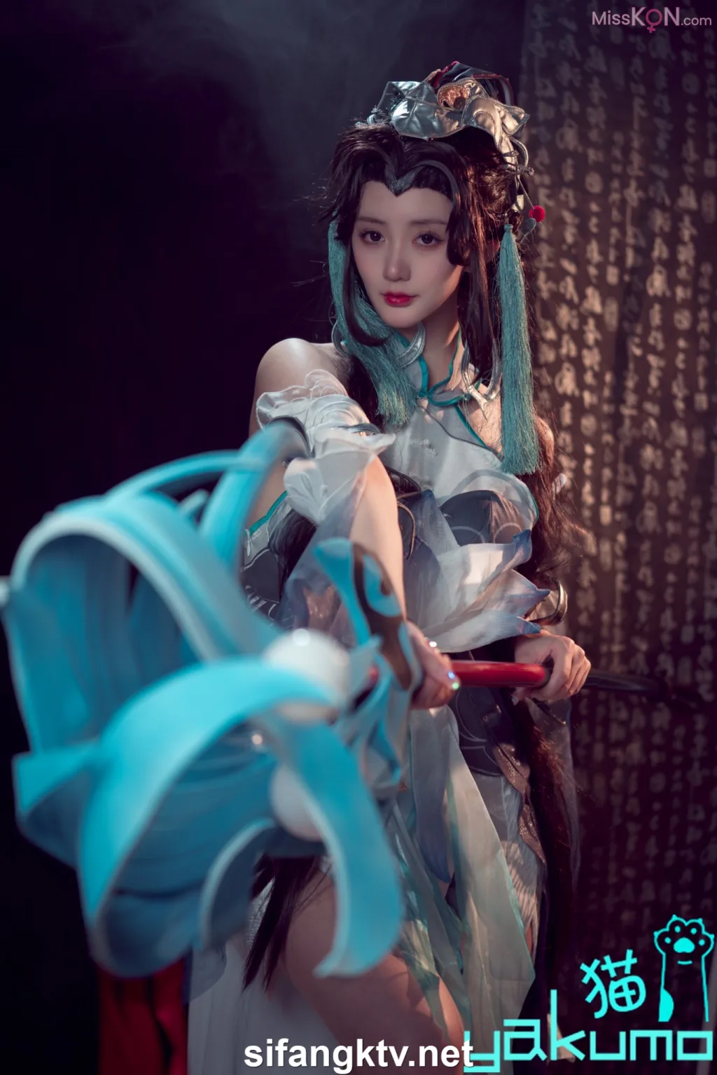 Coser@yakumo猫: 顶级情色摄影 身材超棒极限诱惑私拍 (177 photos )