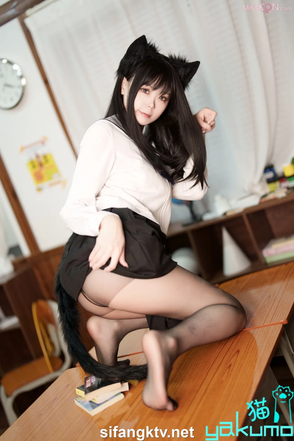 Coser@yakumo猫: 顶级情色摄影 身材超棒极限诱惑私拍 (177 photos )