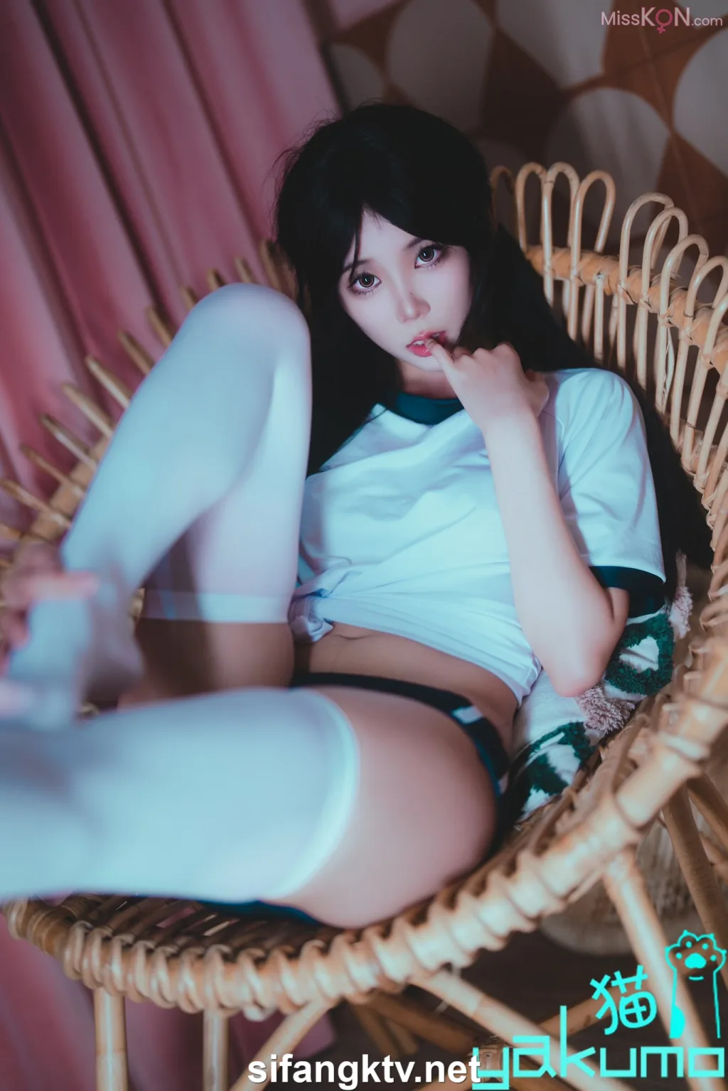 Coser@yakumo猫: 顶级情色摄影 身材超棒极限诱惑私拍 (177 photos )