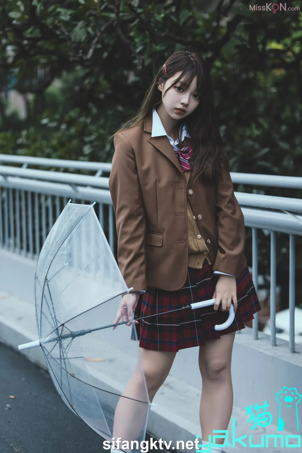 Coser@yakumo猫: 顶级情色摄影 身材超棒极限诱惑私拍 (177 photos )