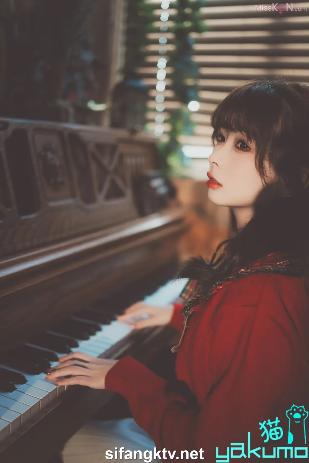 Coser@yakumo猫: 顶级情色摄影 身材超棒极限诱惑私拍 (177 photos )