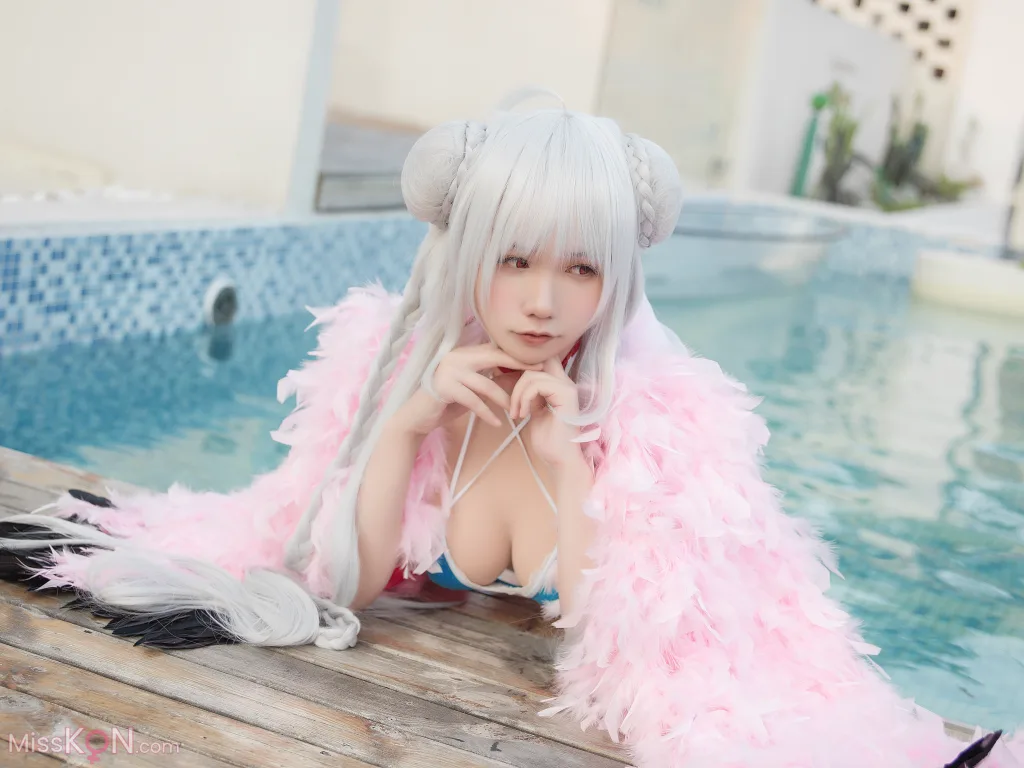 Coser@麻花麻花酱: 可畏泳装 (15 photos)