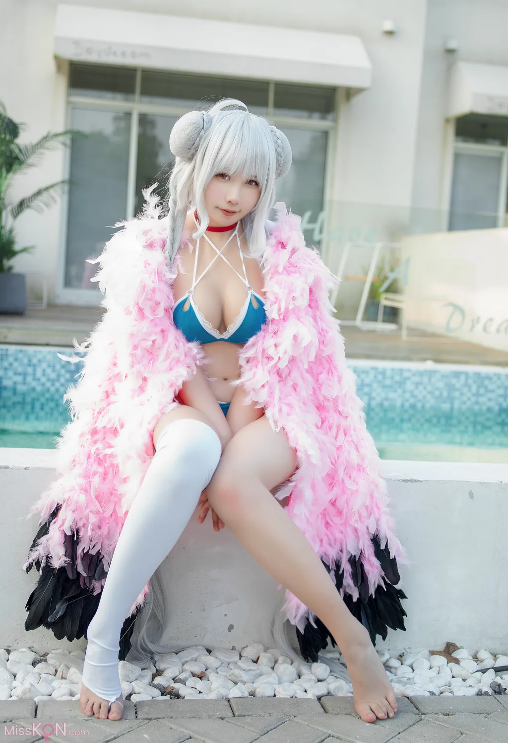 Coser@麻花麻花酱: 可畏泳装 (15 photos)