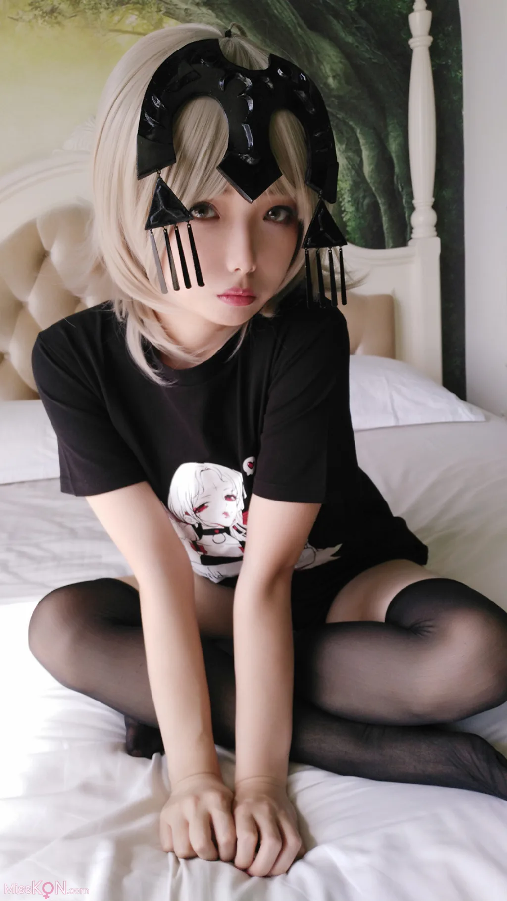 Coser@雯妹不讲道理: 黑贞德穹妹 (64 photos)