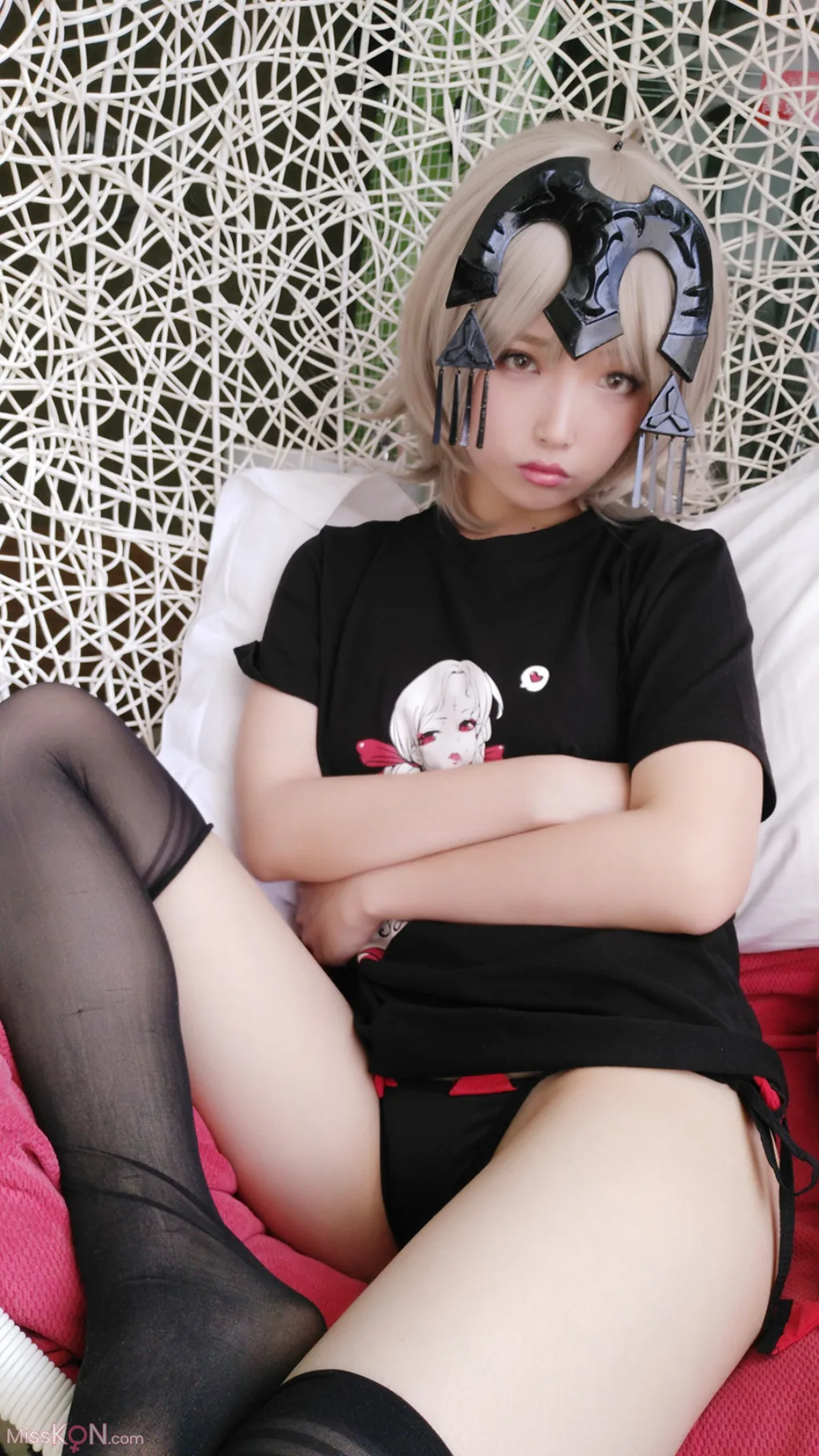 Coser@雯妹不讲道理: 黑贞德穹妹 (64 photos)