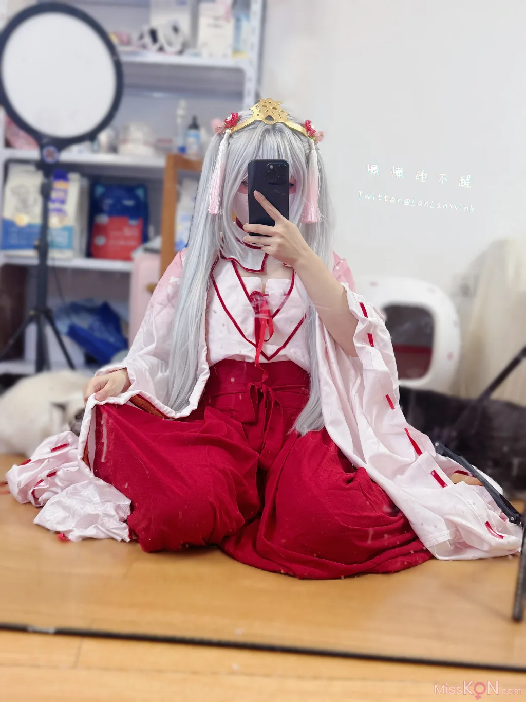 Coser@懒懒睡不醒 &amp; 朝武芳乃: 极品嫩妹 捆绑jk (55 photos )