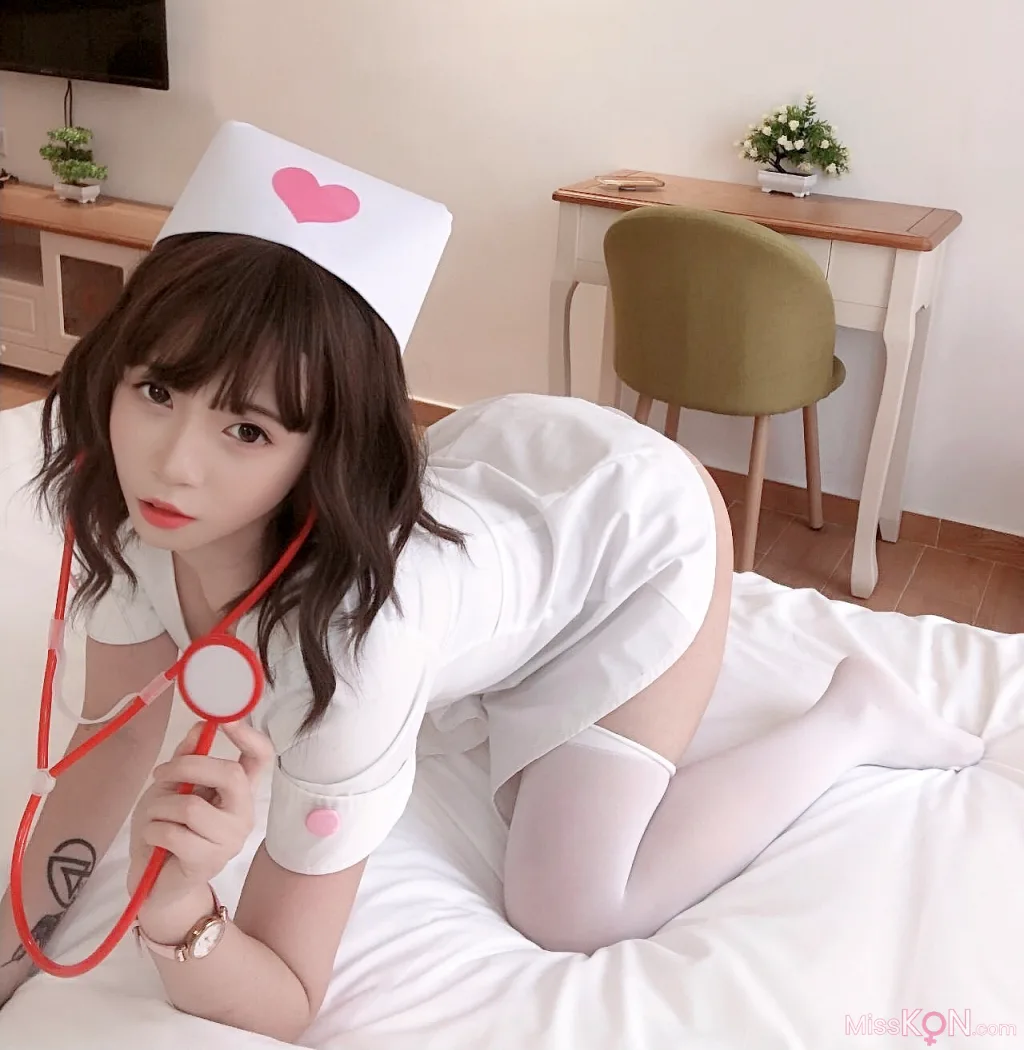 Coser@STAN酱: 护士 (36 photos )