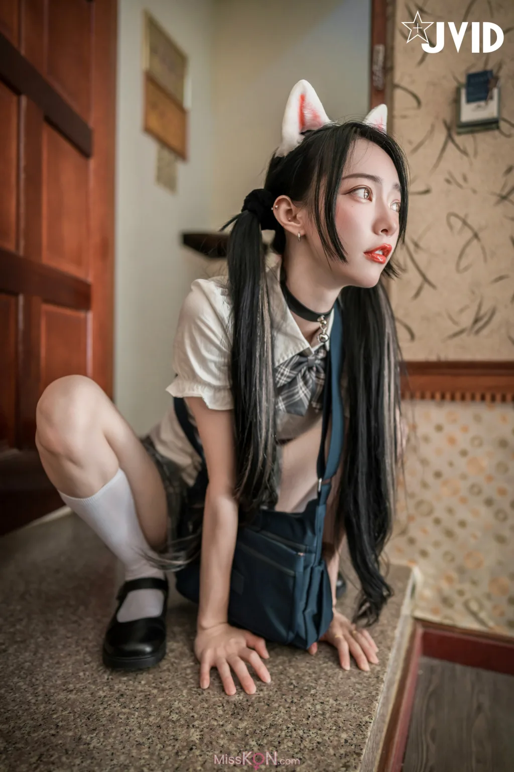 [JVID] 飄飄哥: 貓咪收養手冊😺巨乳人形貓 女神飄飄🔞 (74 photos)