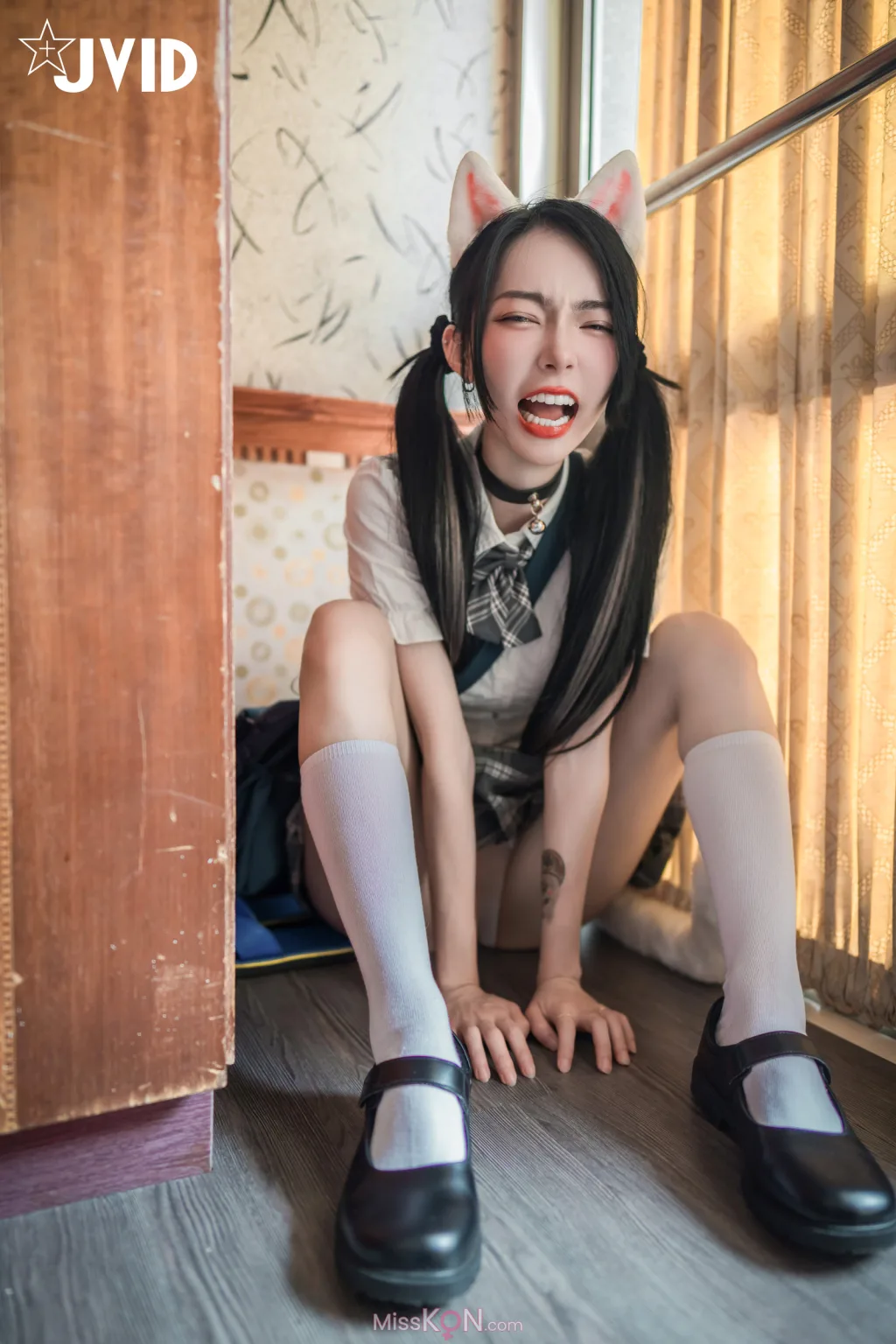 [JVID] 飄飄哥: 貓咪收養手冊😺巨乳人形貓 女神飄飄🔞 (74 photos)