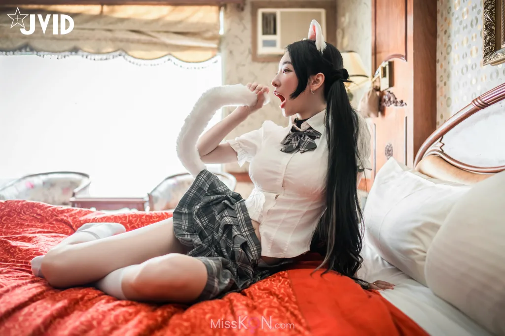 [JVID] 飄飄哥: 貓咪收養手冊😺巨乳人形貓 女神飄飄🔞 (74 photos)