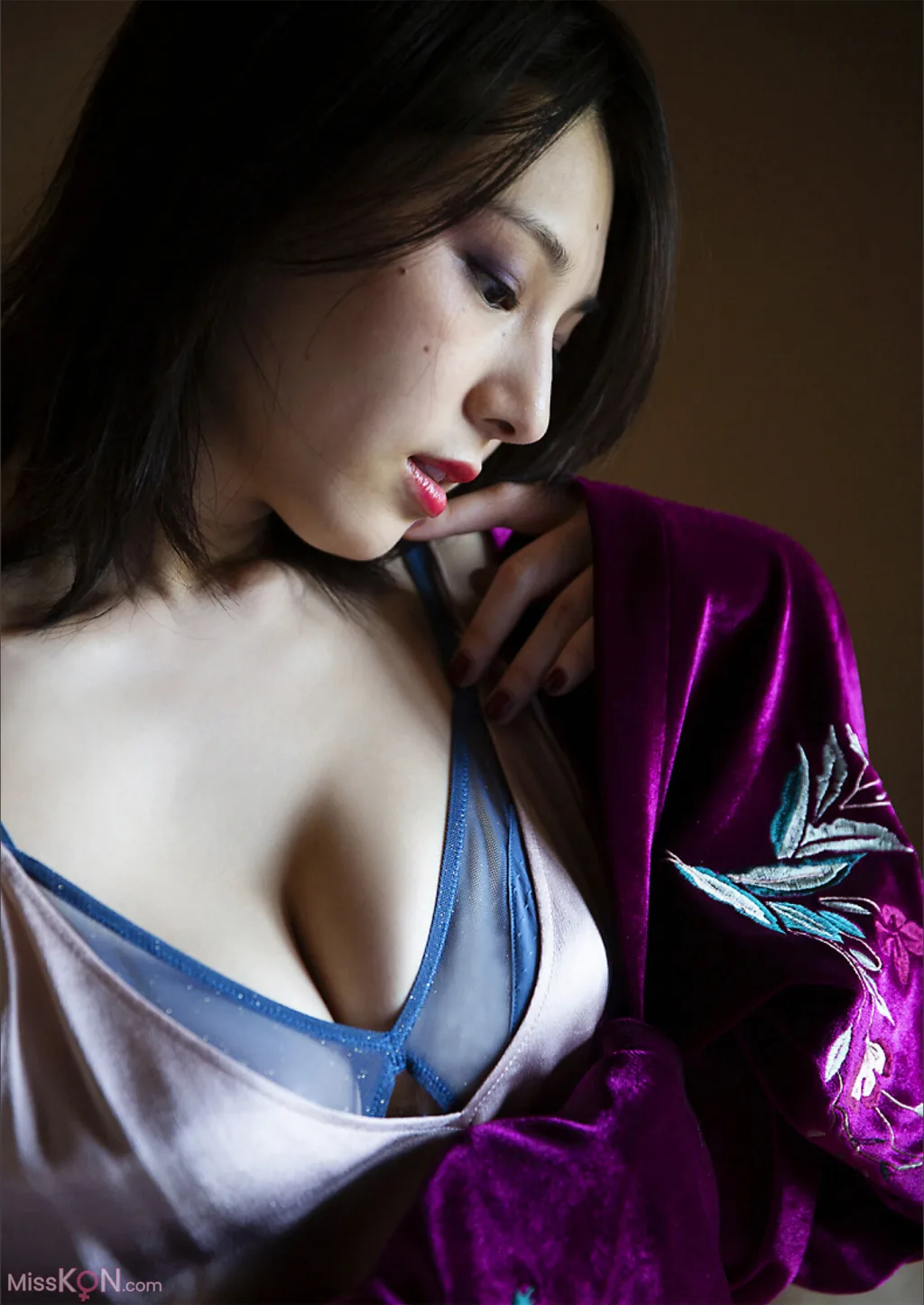 [JP] Iori Sagara (相樂伊織): 泡沫の宵夢 (70 photos)
