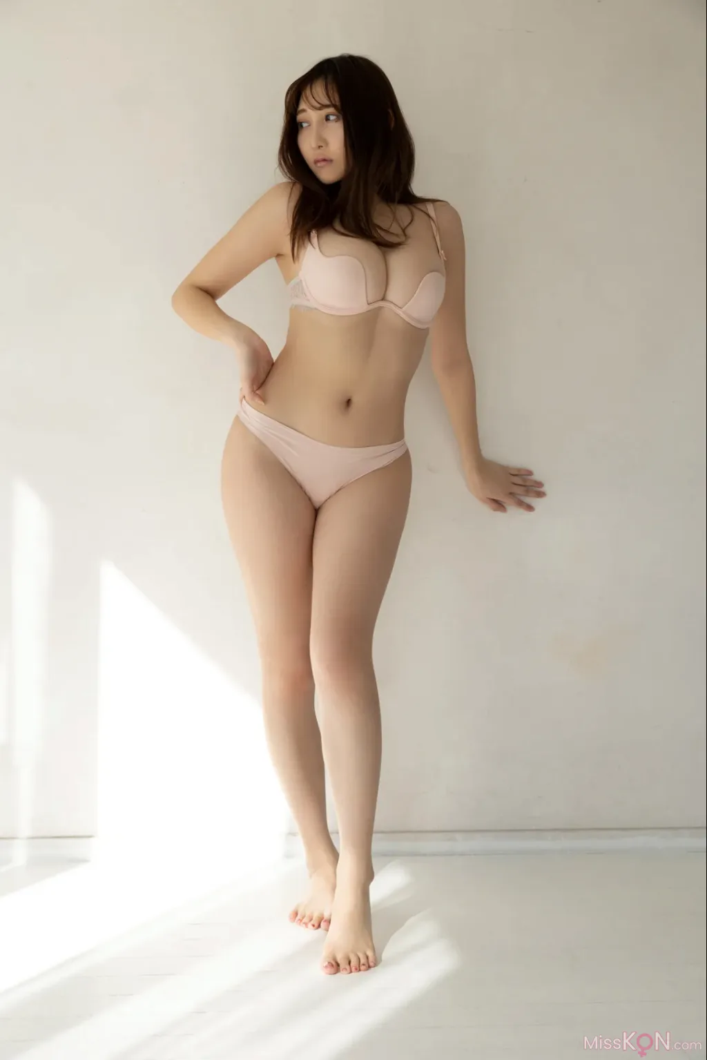 [JP] Tsuji Ririsa (辻りりさ): 魅惑開放 Vol.2 (99 photos)