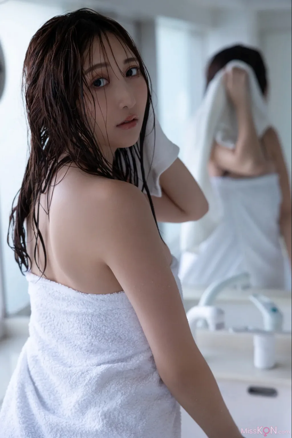 [JP] Tsuji Ririsa (辻りりさ): 魅惑開放 Vol.2 (99 photos)