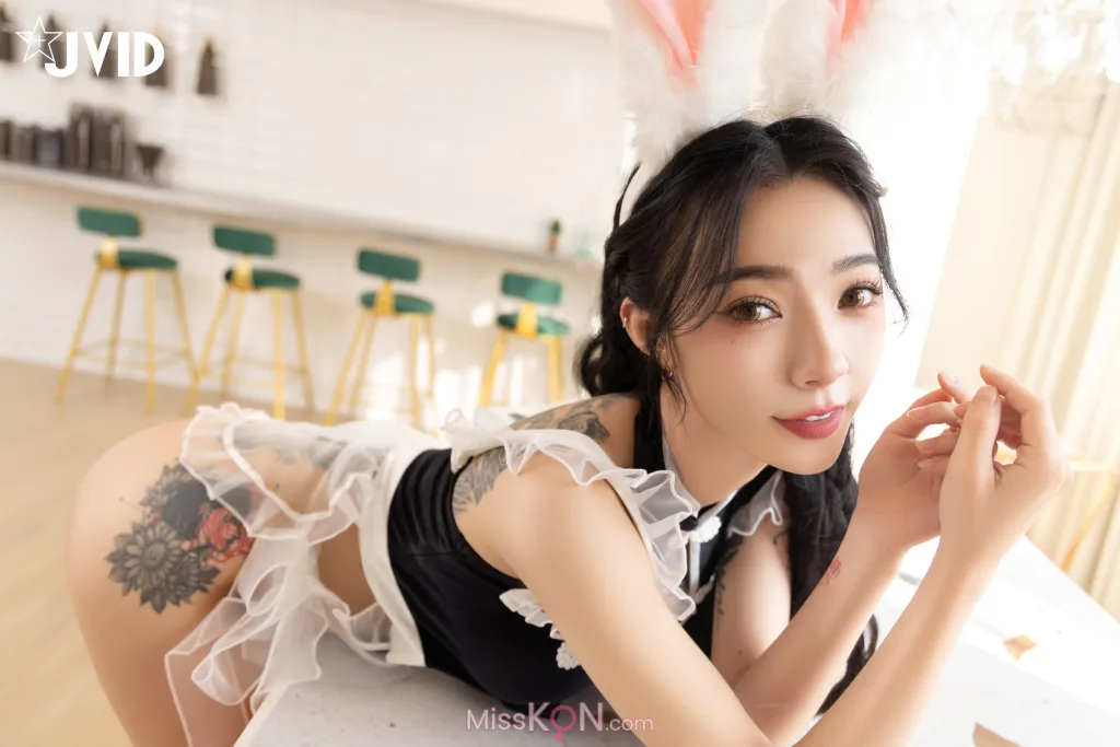 [JVID] 飄飄哥: 女神《飄飄》極上ご奉仕!! 完全主觀視角!!可愛すぎるメイドがまさかの全裸で超興奮!! (105 photos )