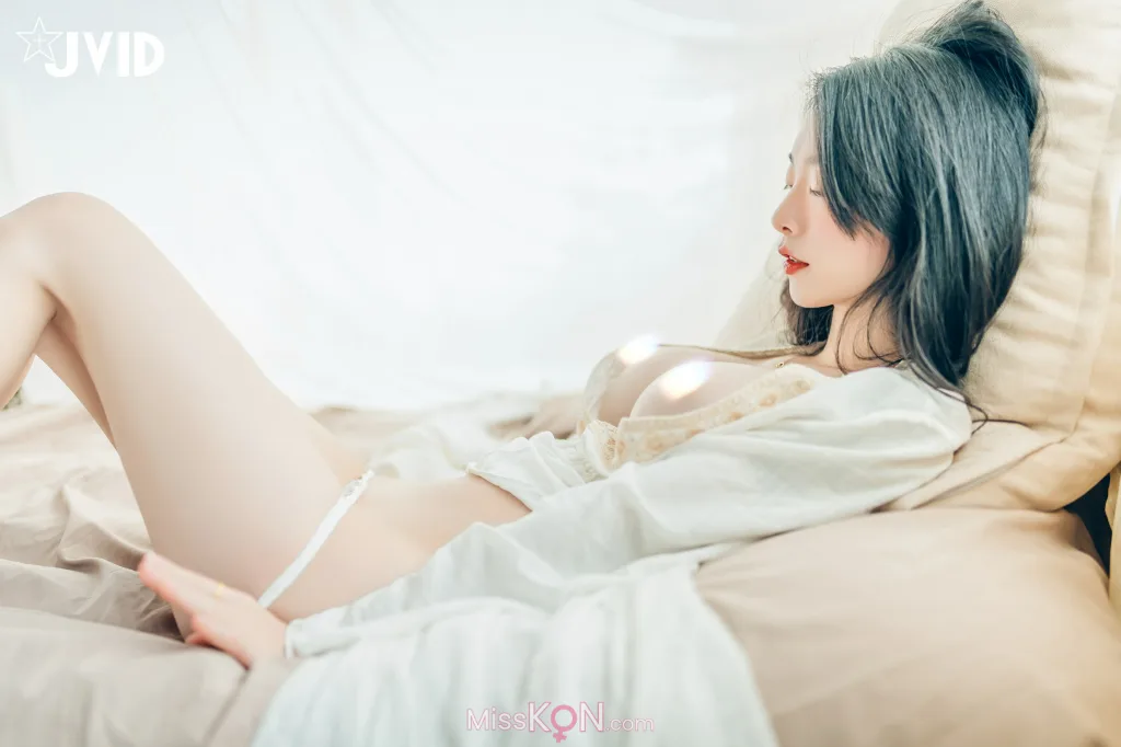 [JVID] 飄飄哥: 🔞巨乳飄飄女神精心打造的誠意寫真🤤，動漫般的完美身材，還有超可愛的神祕客串喔❤️ (169 photos + 1 video) – Page 4