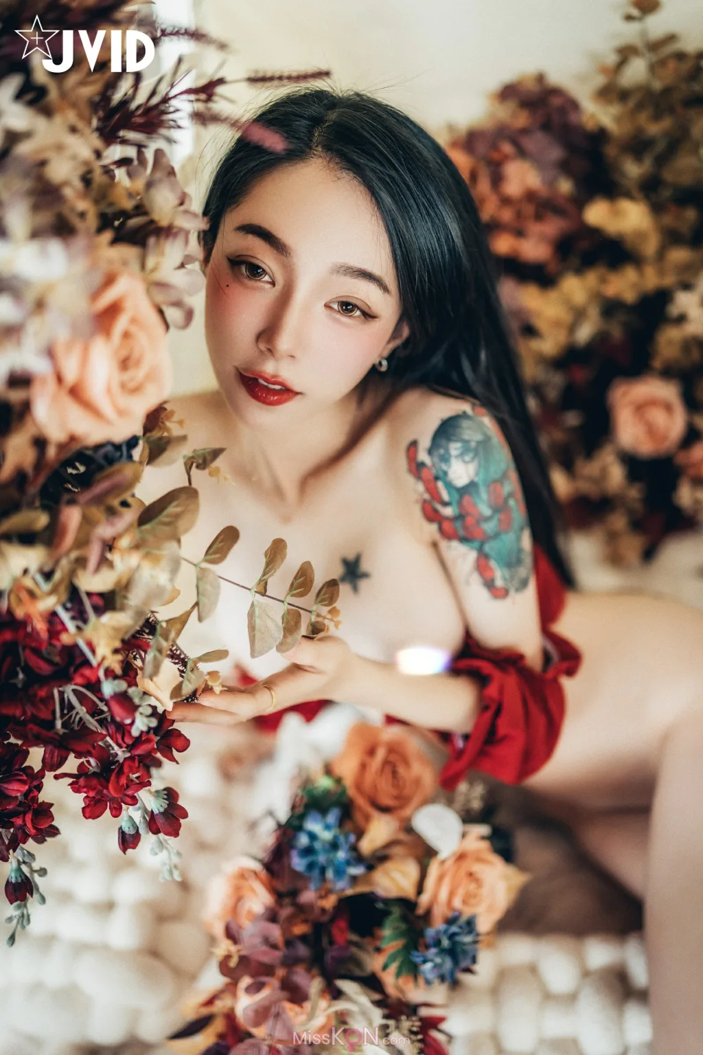 [JVID] 飄飄哥: 🔞巨乳飄飄女神精心打造的誠意寫真🤤，動漫般的完美身材，還有超可愛的神祕客串喔❤️ (169 photos + 1 video) – Page 4