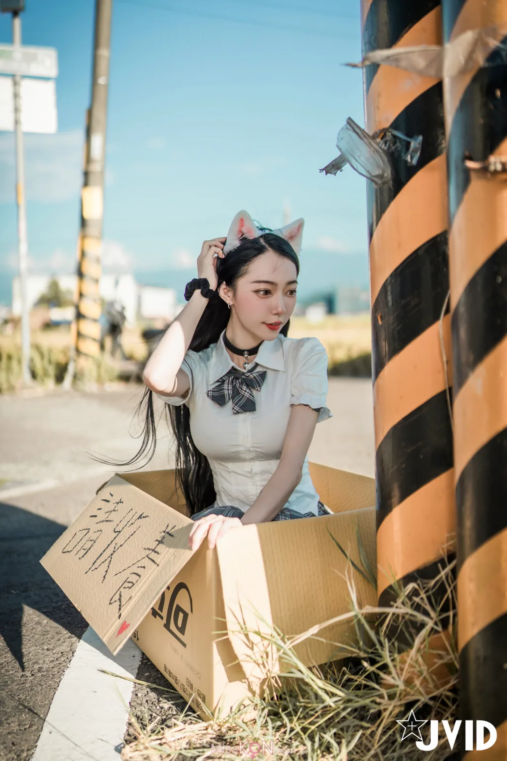 [JVID] 飄飄哥: 貓咪收養手冊😺巨乳人形貓 女神飄飄🔞黑貓白貓能讓主人舒服的都是好貓🥵路邊遇見一隻超可愛待認養的美少女貓咪🤤當然要帶回家❤️ (174 photos)