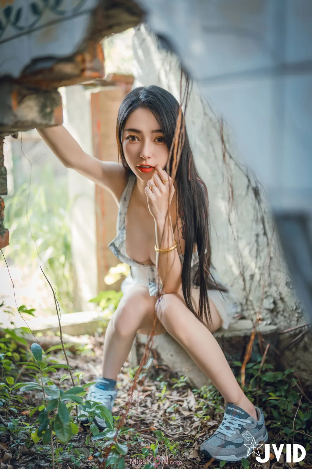[JVID] 飄飄哥: 飄飄跟蹤綁架迷姦情色妄想🔞強灌春藥🔞粉粉+透透🥵藥效太強💦讓美少女飄飄完全順從🥵 (206 photos)