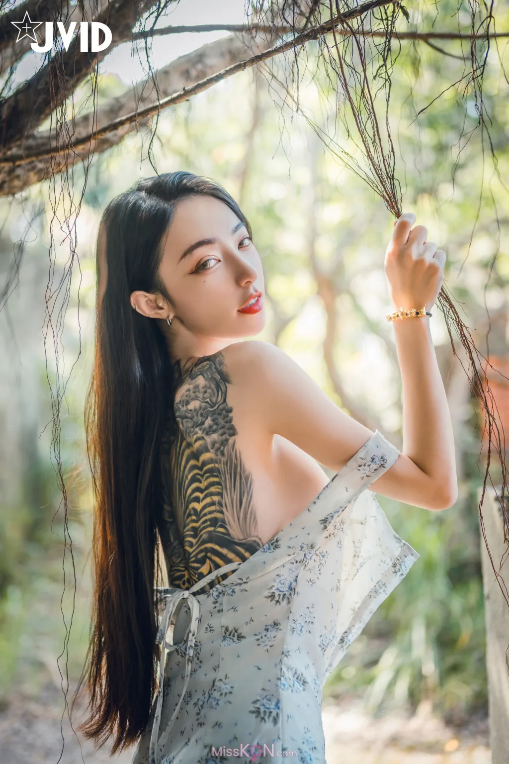 [JVID] 飄飄哥: 飄飄跟蹤綁架迷姦情色妄想🔞強灌春藥🔞粉粉+透透🥵藥效太強💦讓美少女飄飄完全順從🥵 (206 photos)