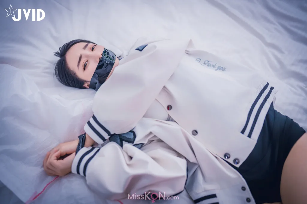 [JVID] 飄飄哥: 飄飄跟蹤綁架迷姦情色妄想🔞強灌春藥🔞粉粉+透透🥵藥效太強💦讓美少女飄飄完全順從🥵 (206 photos)