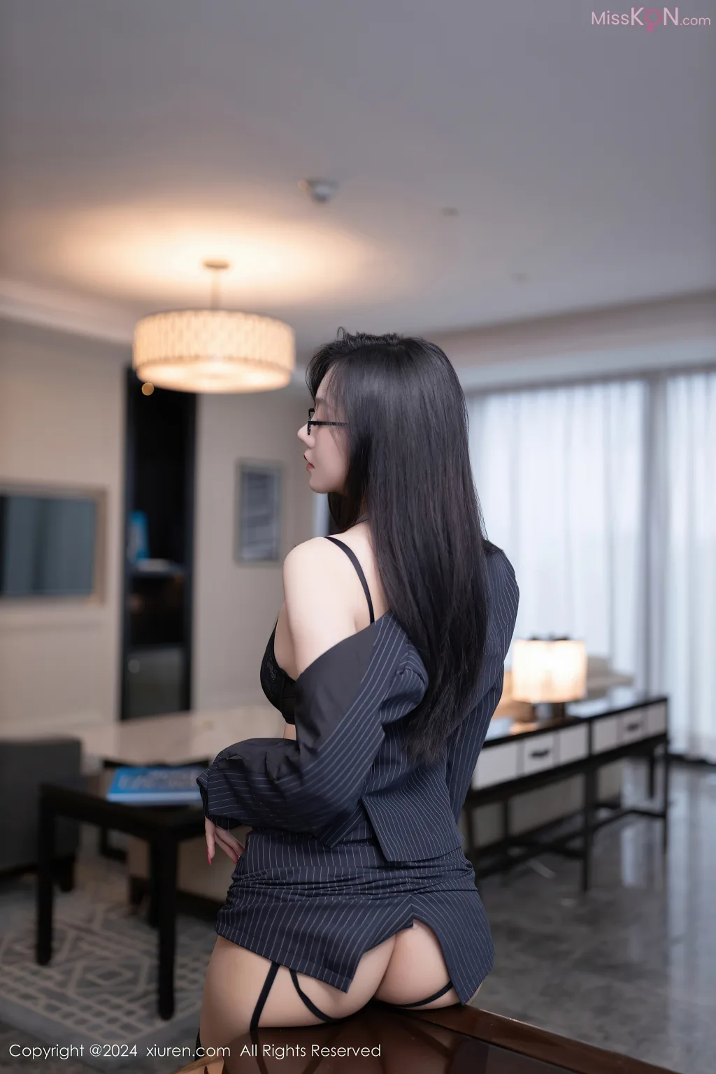 XIUREN No.8536 – 8545 (846 photos)