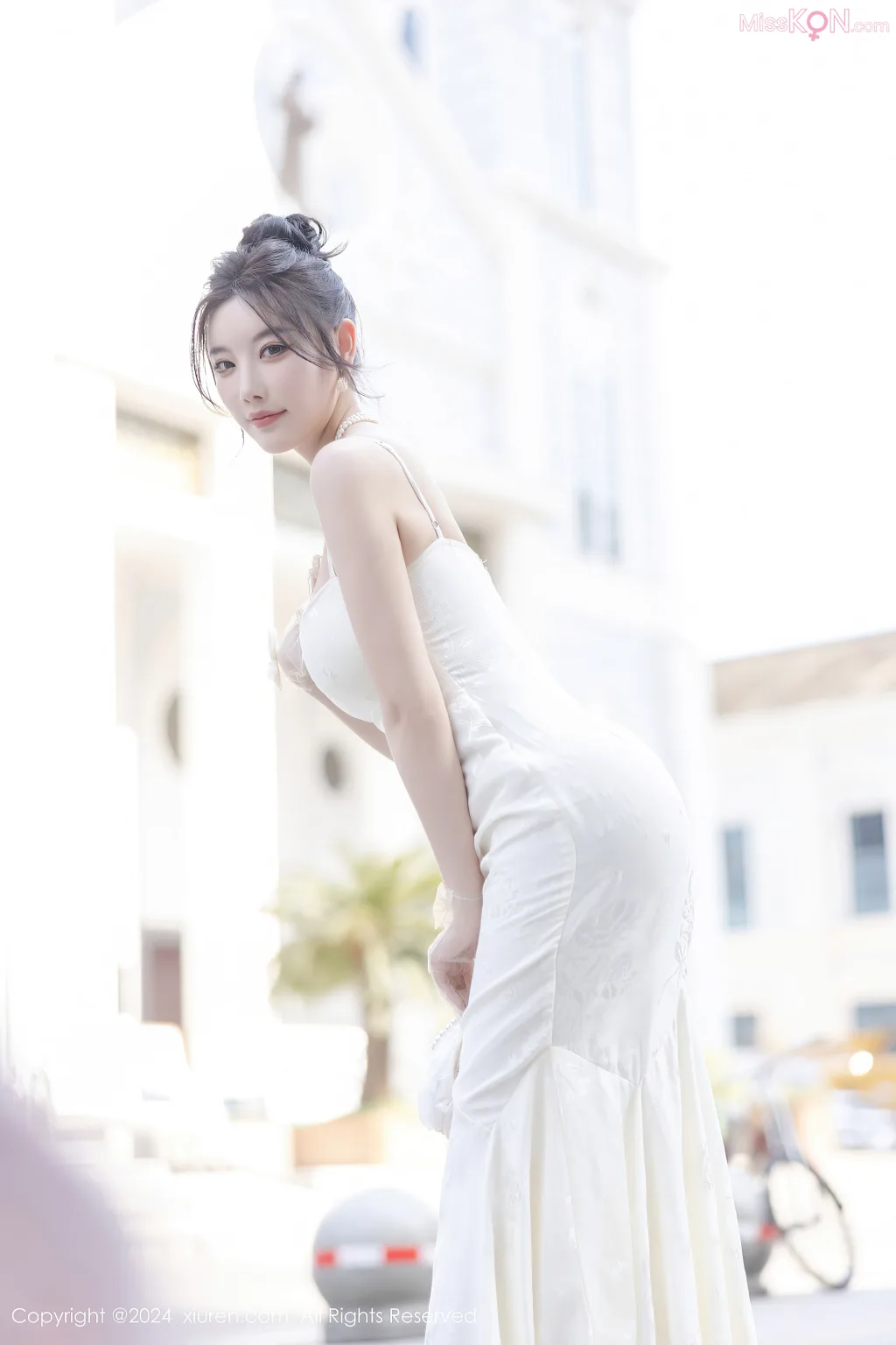 XIUREN No.8536 – 8545 (846 photos)