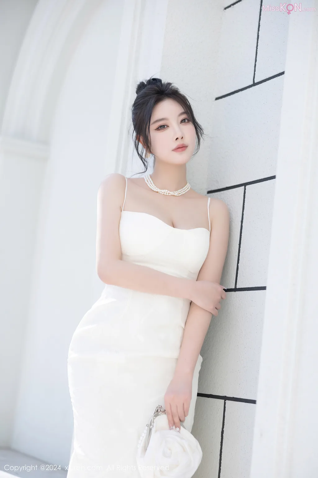XIUREN No.8536 – 8545 (846 photos)