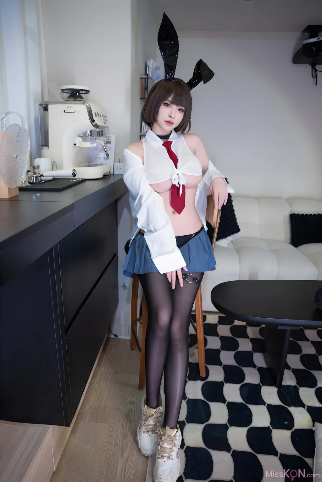 Coser@清水由乃: JK兔女郎 (59 photos)