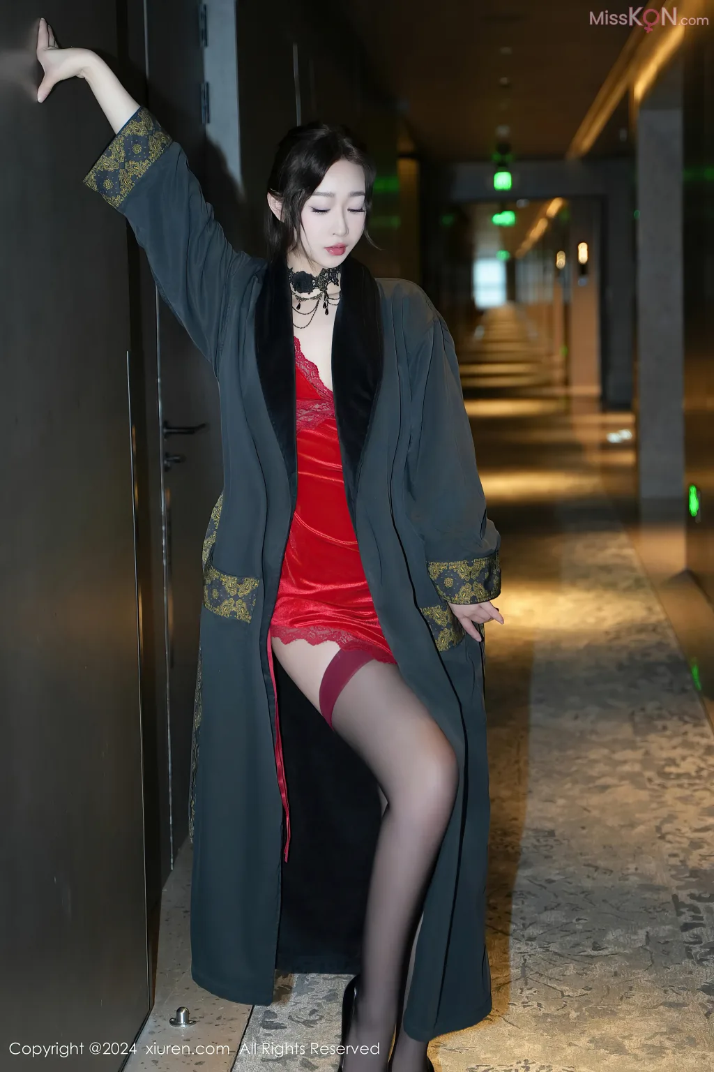 XIUREN No.8546 – 8555 (787 photos)