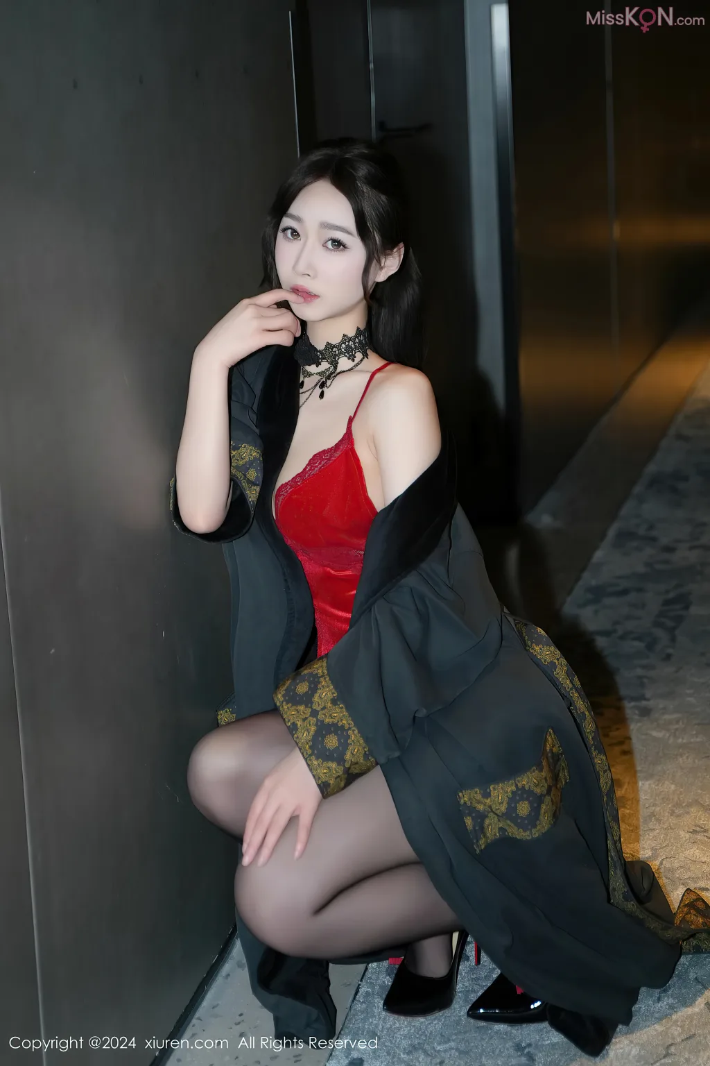 XIUREN No.8546 – 8555 (787 photos)
