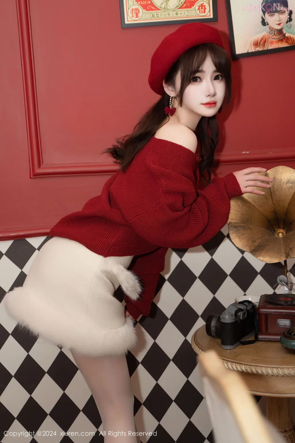 XIUREN No.8546 – 8555 (787 photos)