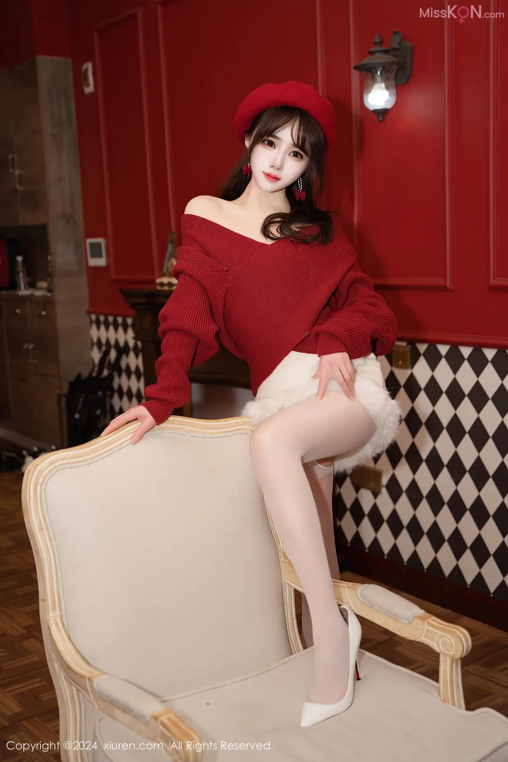 XIUREN No.8546 – 8555 (787 photos)