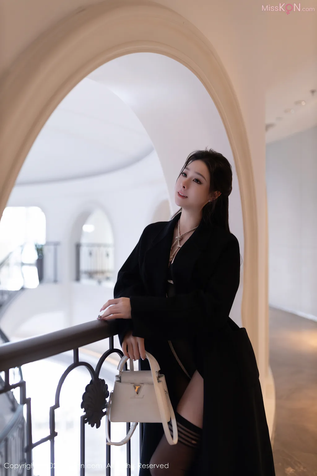 XIUREN No.8546 – 8555 (787 photos)