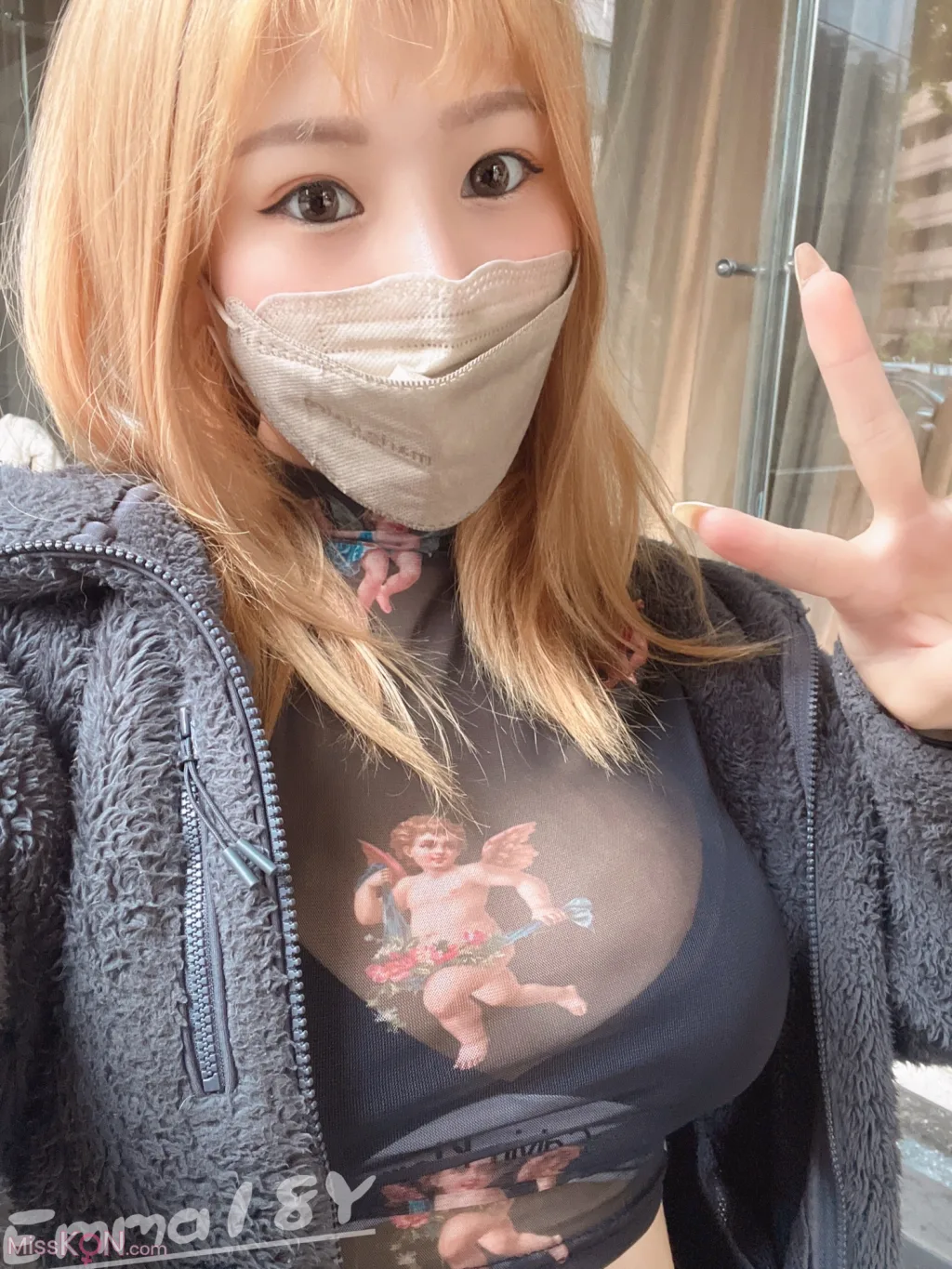 艾瑪 Emma: 大UU艾王馬Emma真的很香啊!! (208 photos )