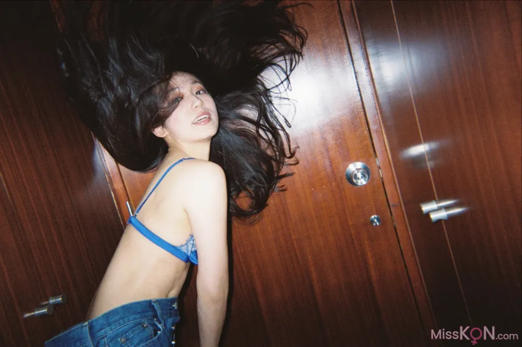 [JP] Airi Satō (佐藤あいり): 艶めく素肌 Vol.2 (56 photos)