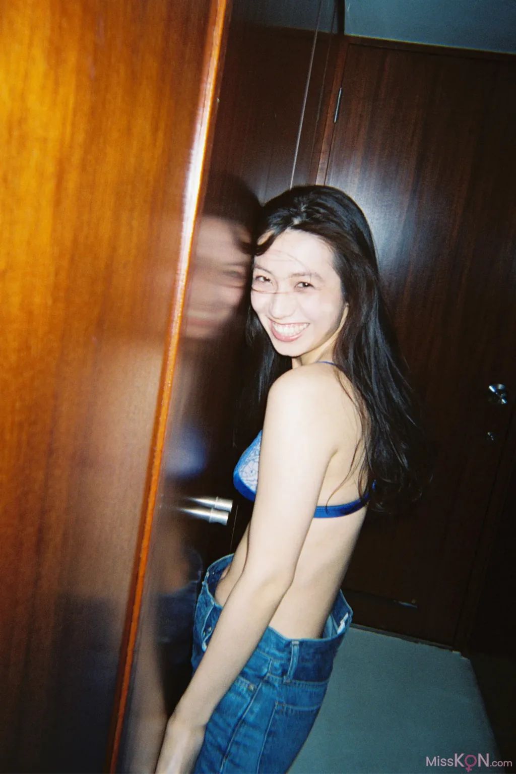 [JP] Airi Satō (佐藤あいり): 艶めく素肌 Vol.2 (56 photos)