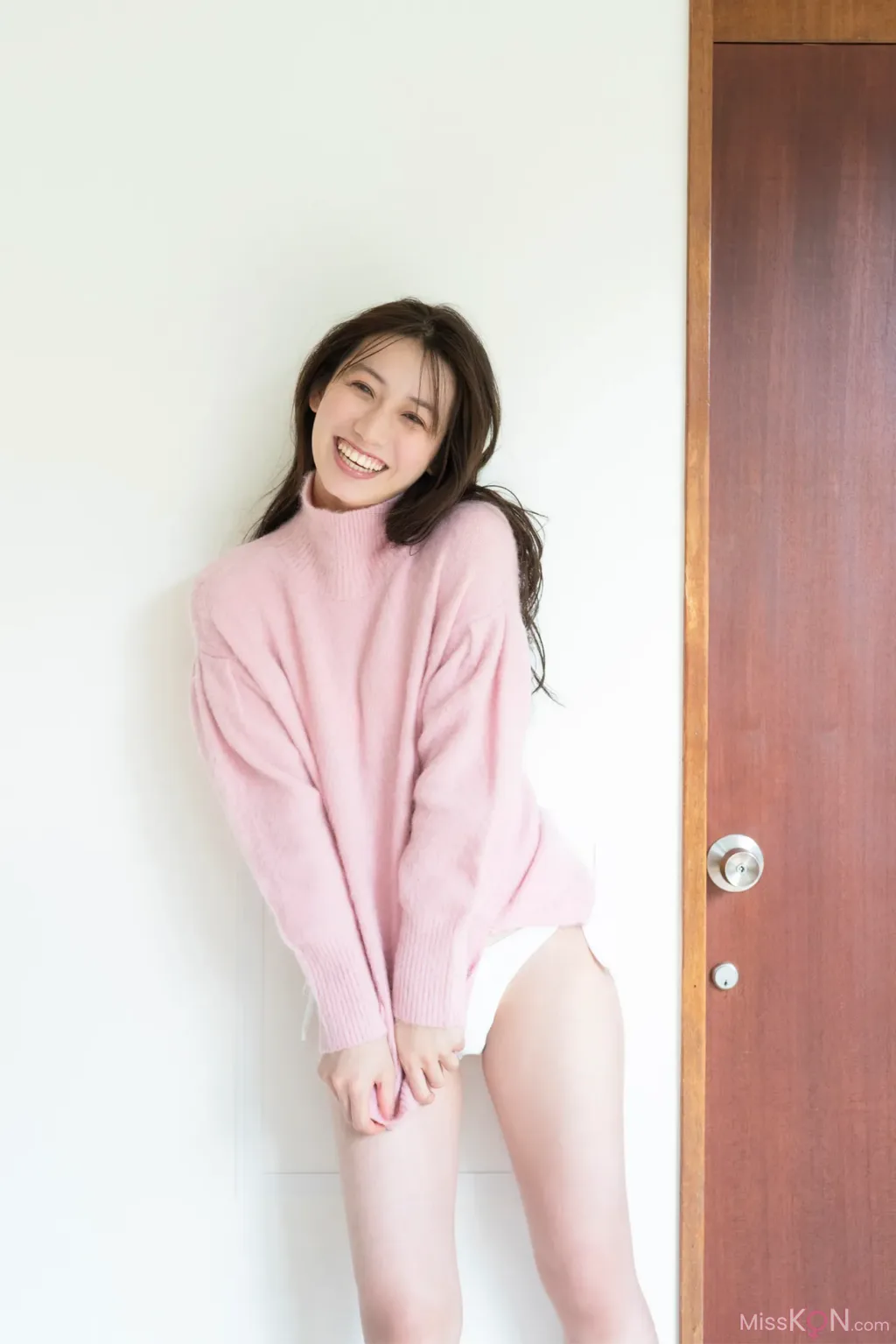 [JP] Airi Satō (佐藤あいり): 艶めく素肌 Vol.2 (56 photos)