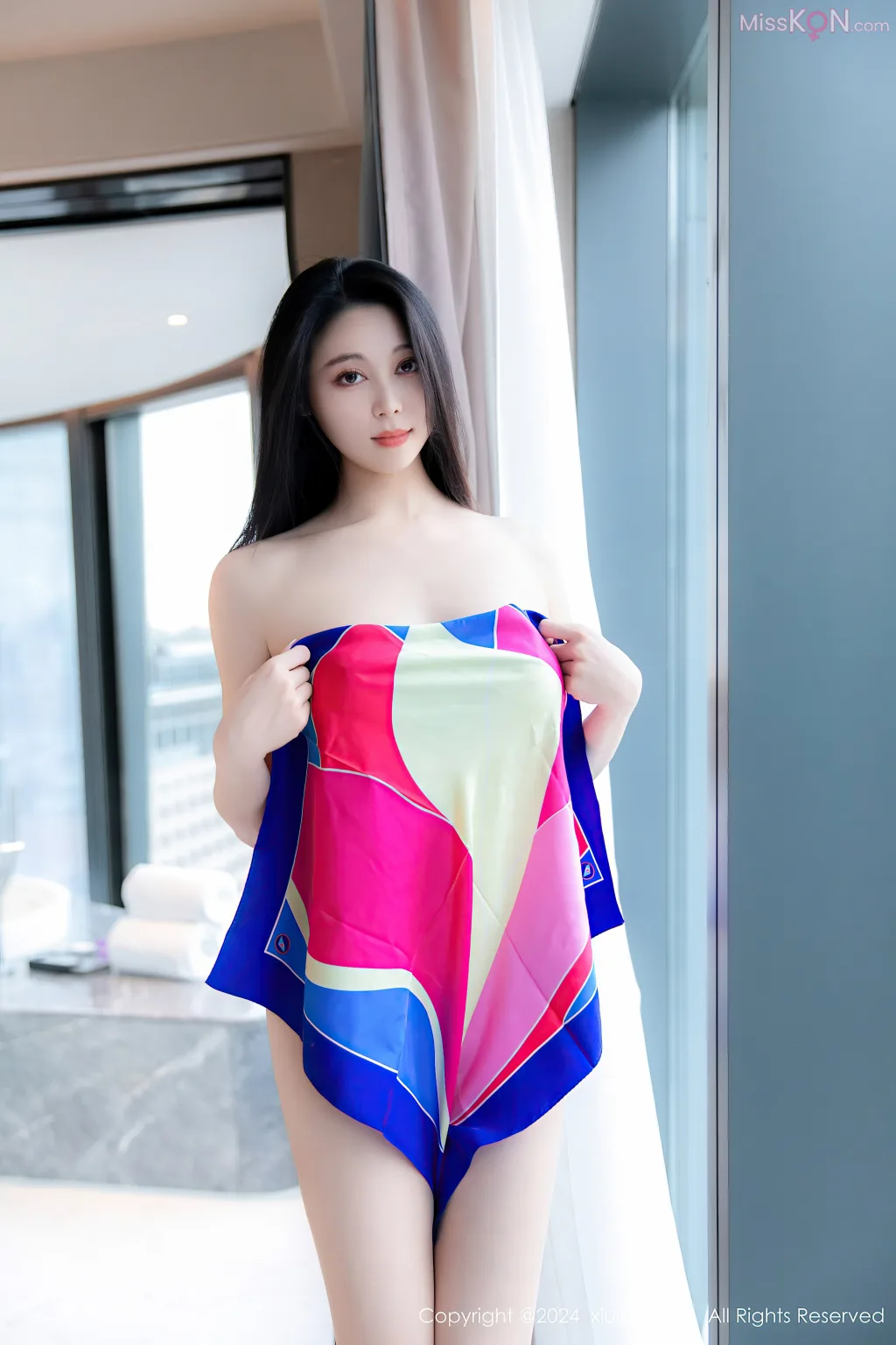XIUREN No.8556 – 8565 (815 photos)