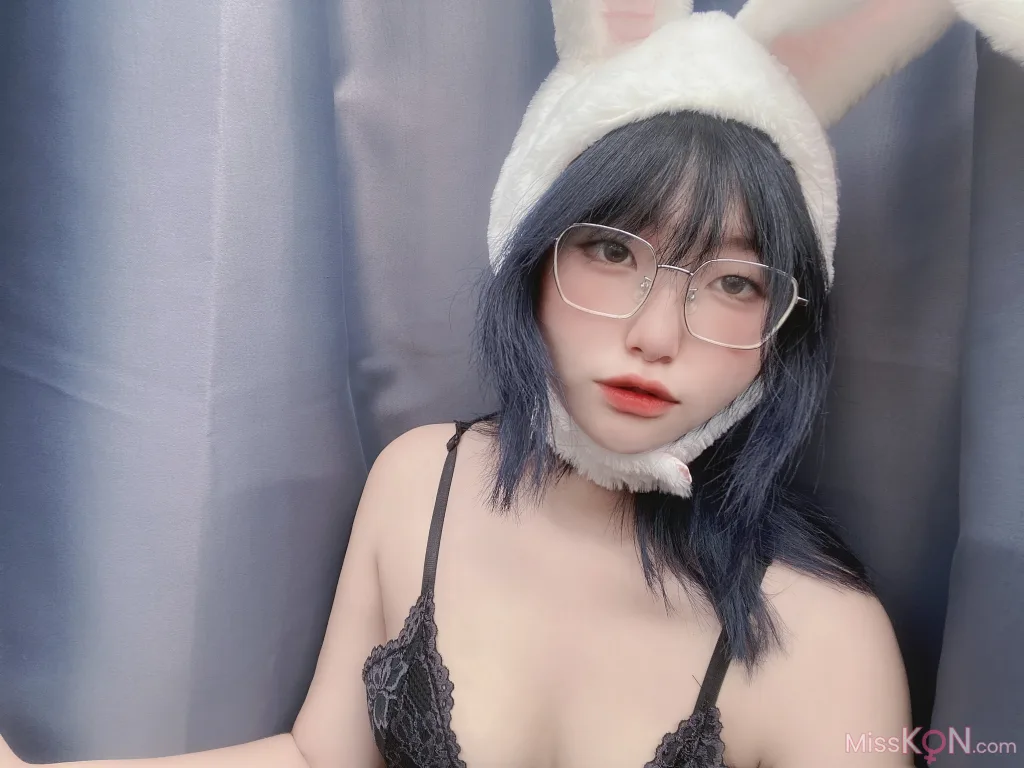 Coser@Nyan_Chan: 新作户外公园露出 (253 photos )