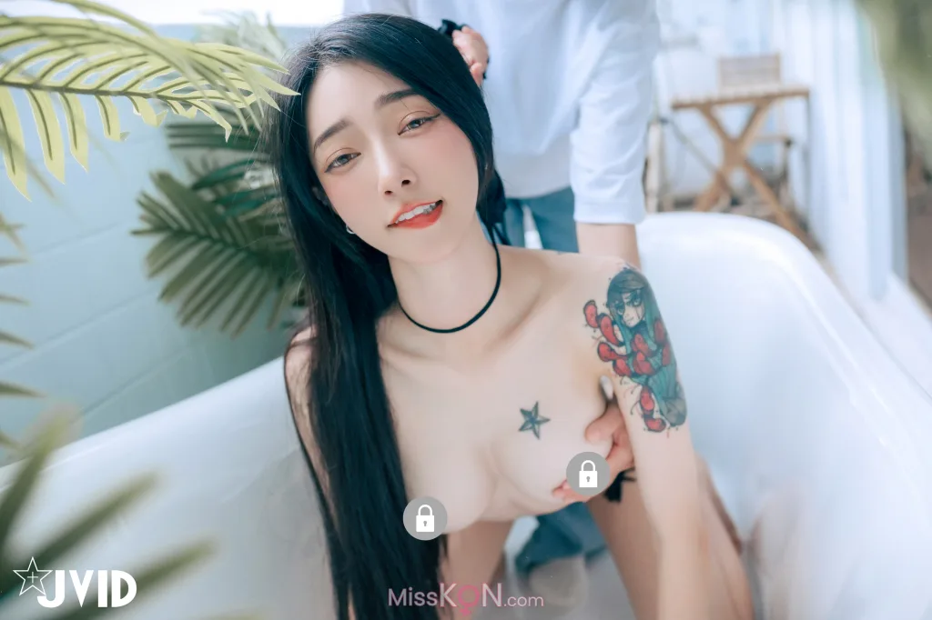 [JVID] 飄飄哥:【濕身透點／情慾互動】超透膚の激色比基尼－飄飄哥😈遭揉胸抓奶畫面淫慾滿點🔥嫩鮑慘遭魔爪襲擊💦開擋史庫水透出白虎形狀超誘人 (304 photos)