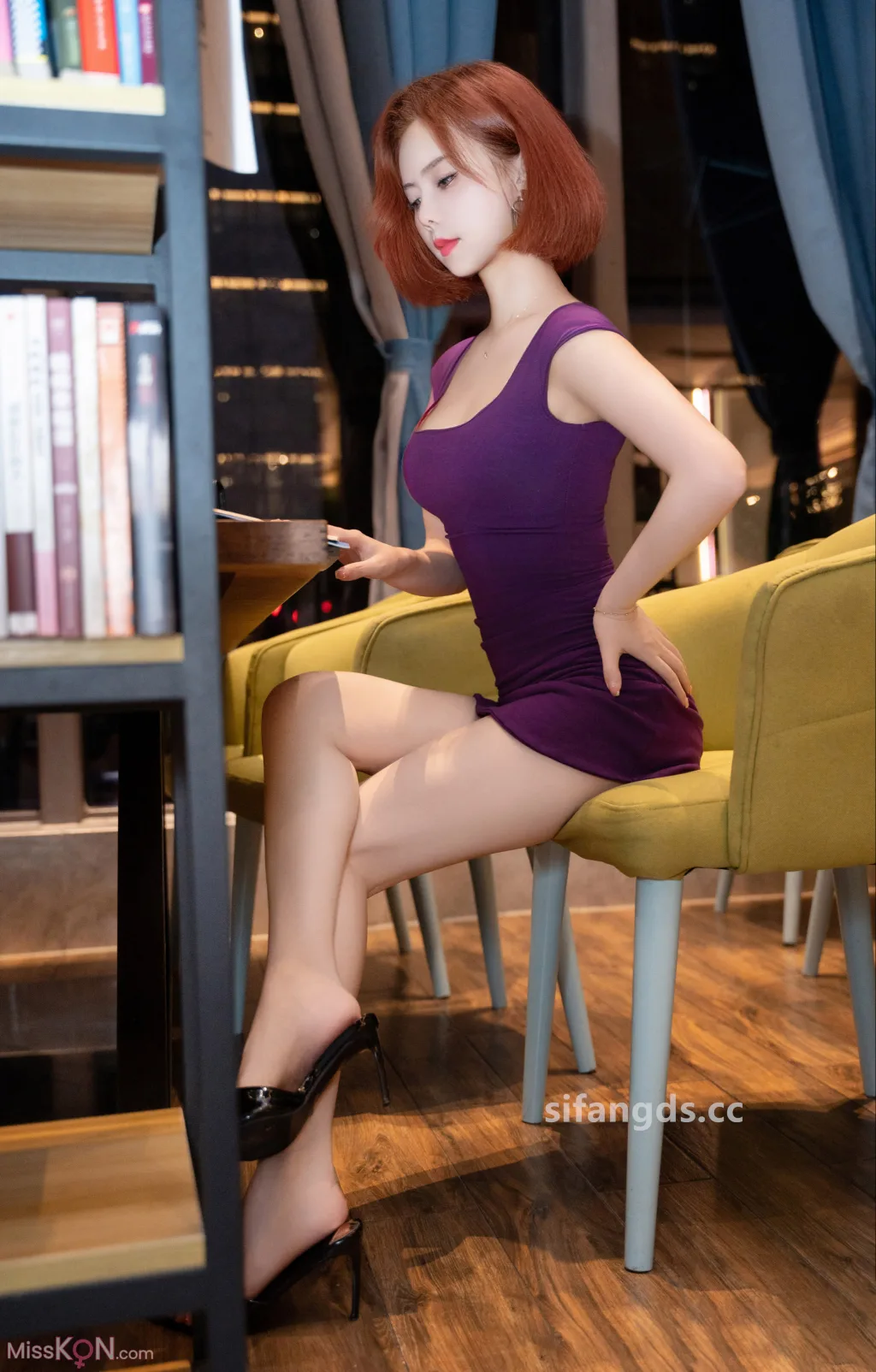 [XR Uncensored] 白芷yy: R18 秀人网模特 性感紫色内衣+S (100 photos )