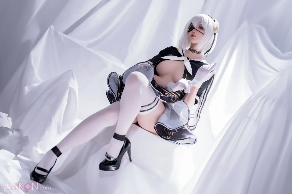 Coser@星之迟迟Hoshilily: 尼尔同人 2B学生服 (29 photos)