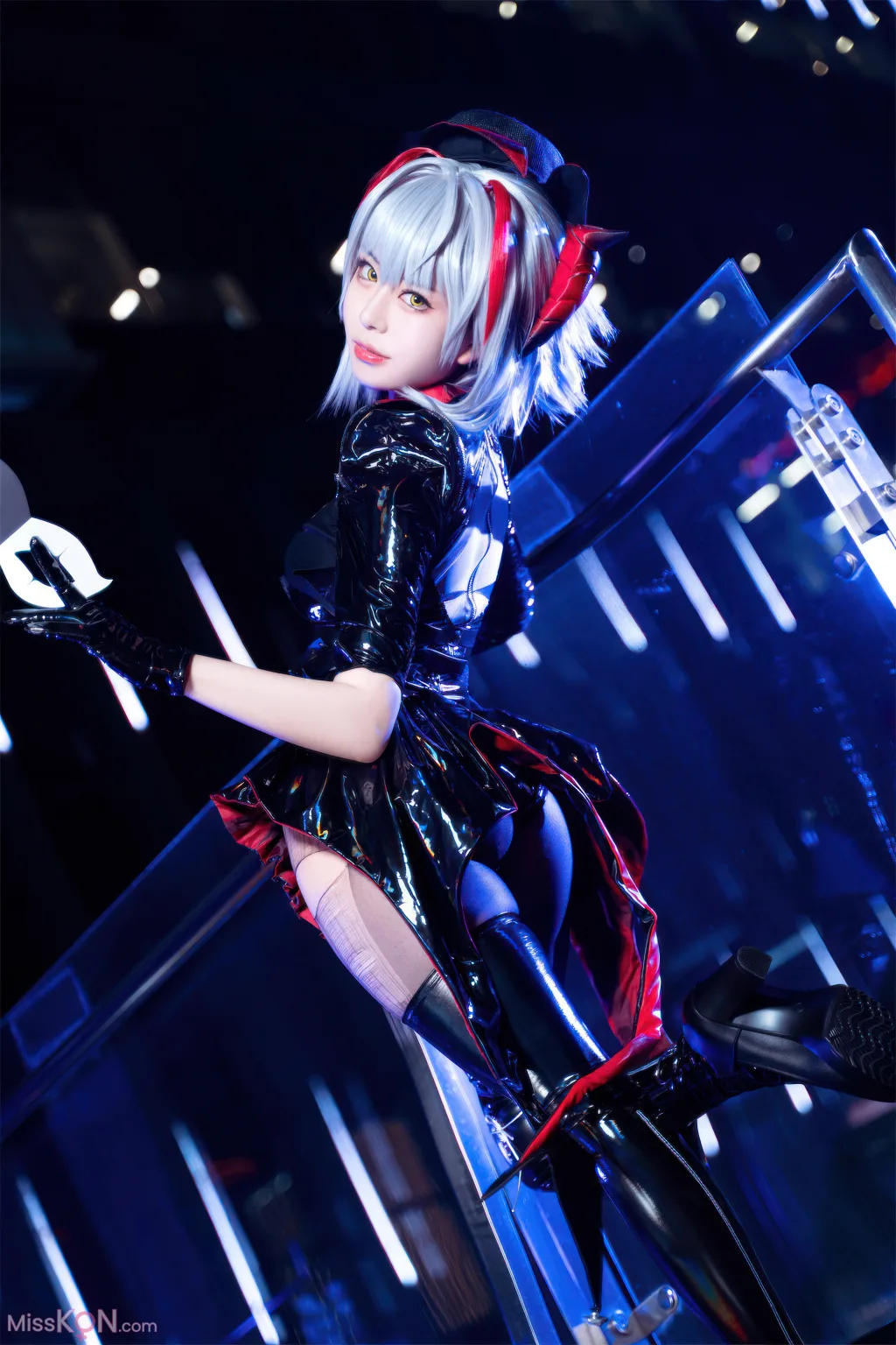 Coser@虎森森: 明日方舟 W 怪盗 (30 photos)