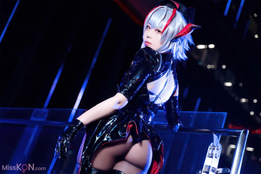 Coser@虎森森: 明日方舟 W 怪盗 (30 photos)