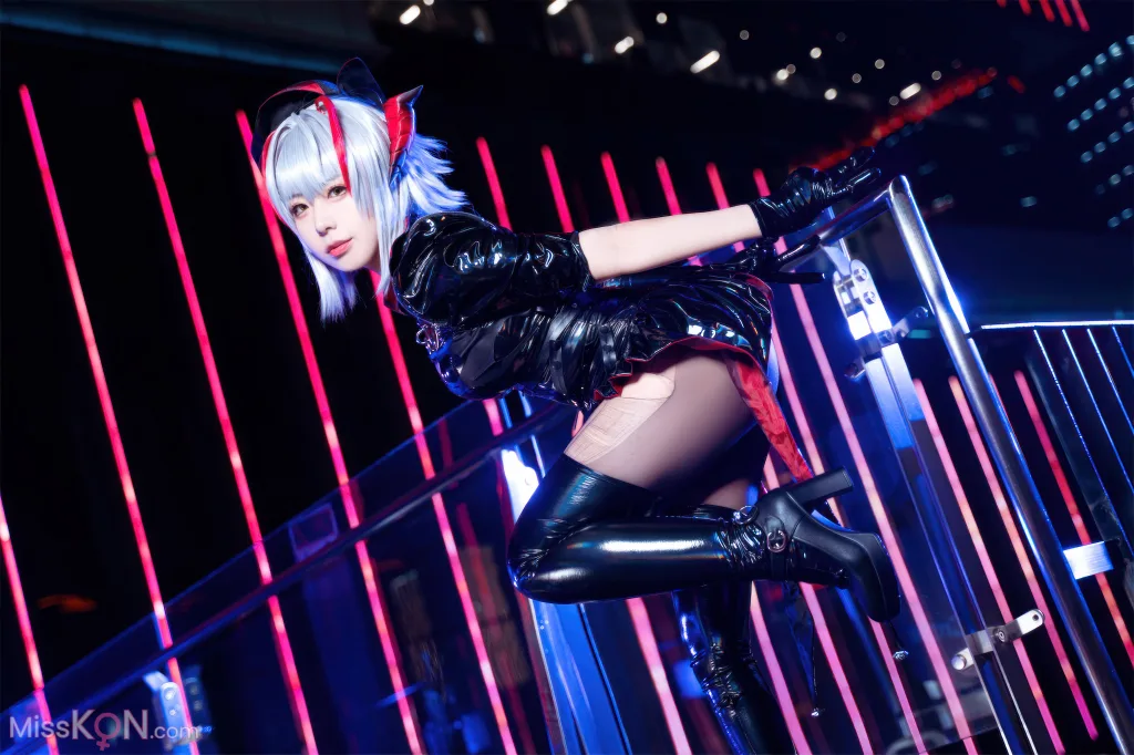 Coser@虎森森: 明日方舟 W 怪盗 (30 photos)