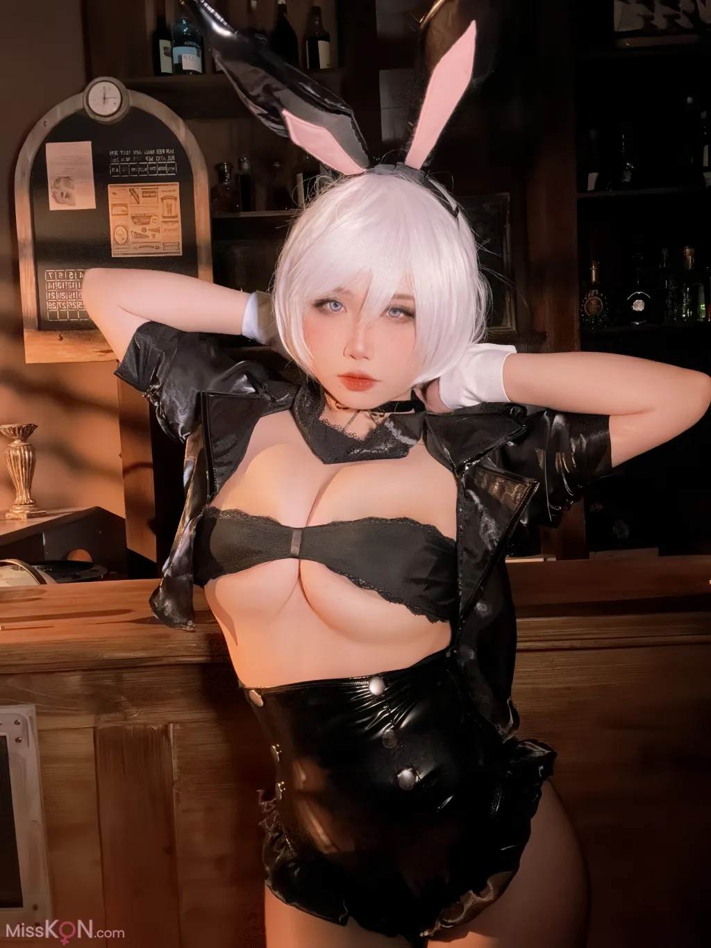 Coser@贞子蜜桃: 2B兔女郎 (62 photos )