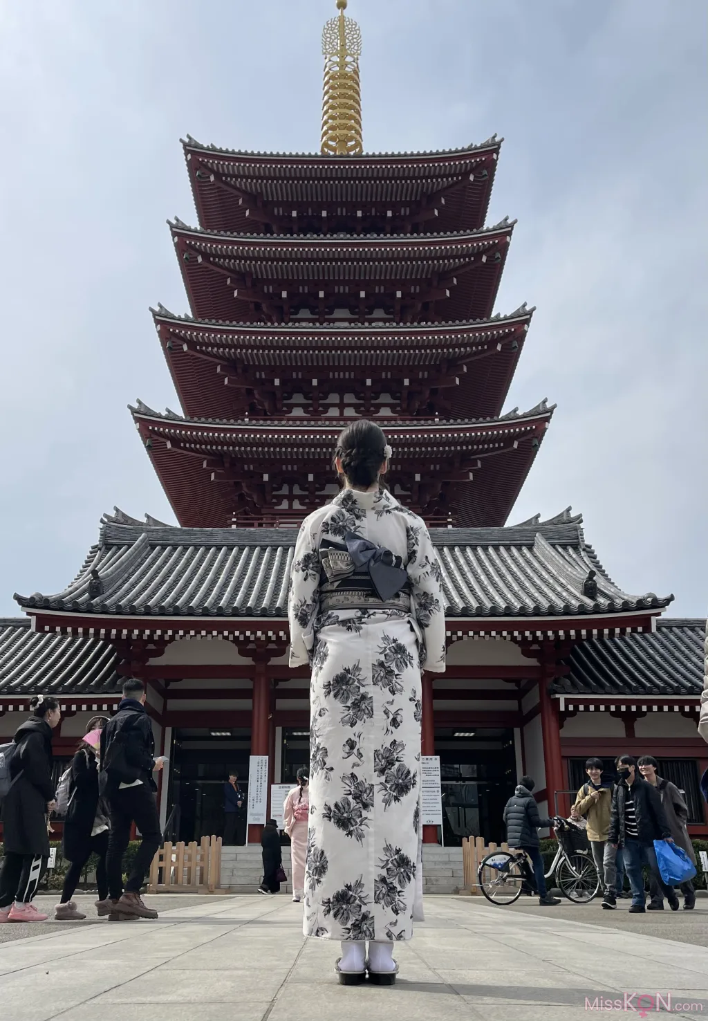 Coser@Candy_Ball: Kimono (44 ảnh)