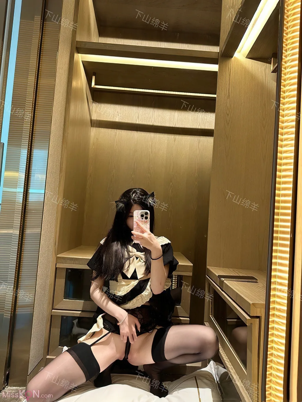 Coser@下山绵羊: 退网的X福利姬 白嫩的萝莉 (214 photos) – Page 3